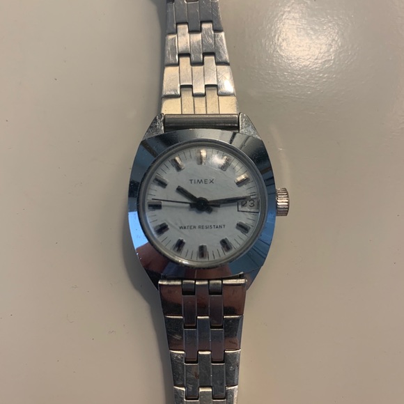 TIMEX Women’s watch—gently loved - Picture 2 of 5